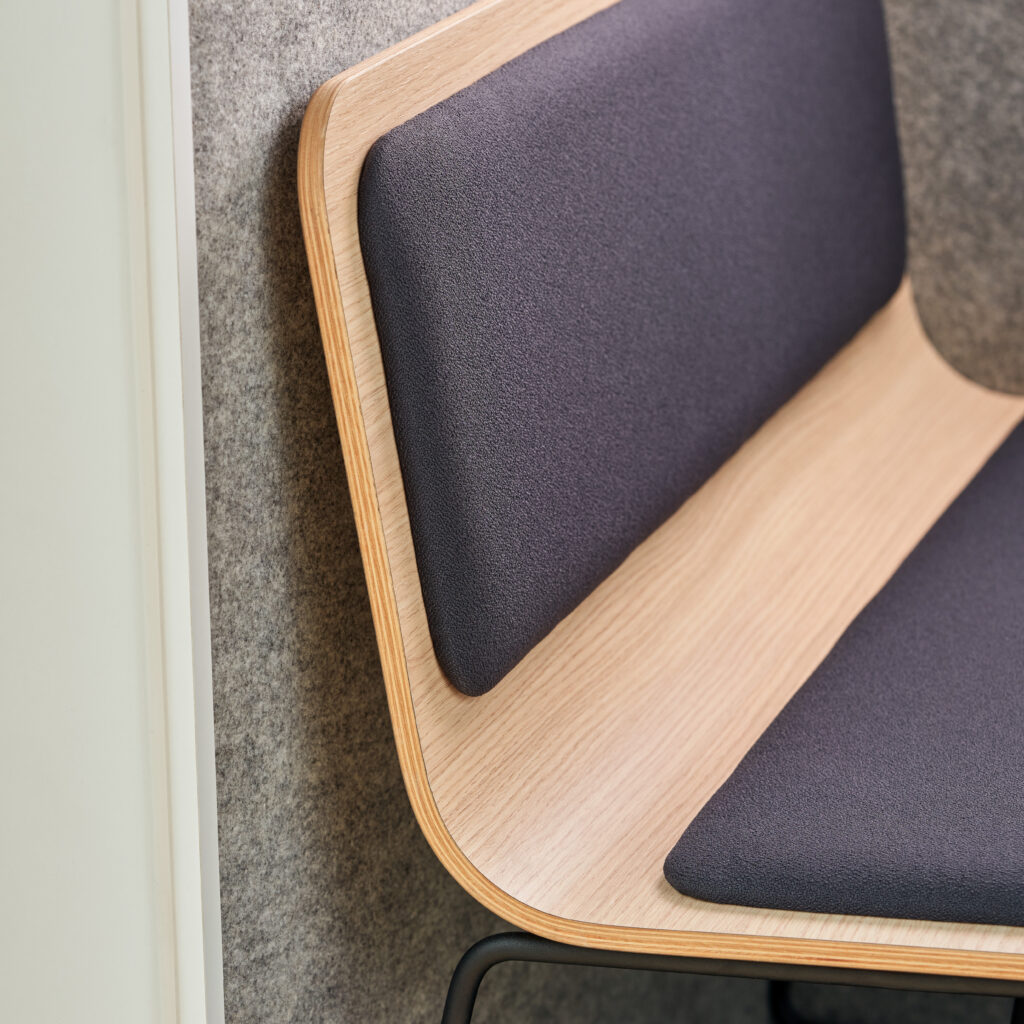 14. Work With Island_Island Duo_Banquette_V