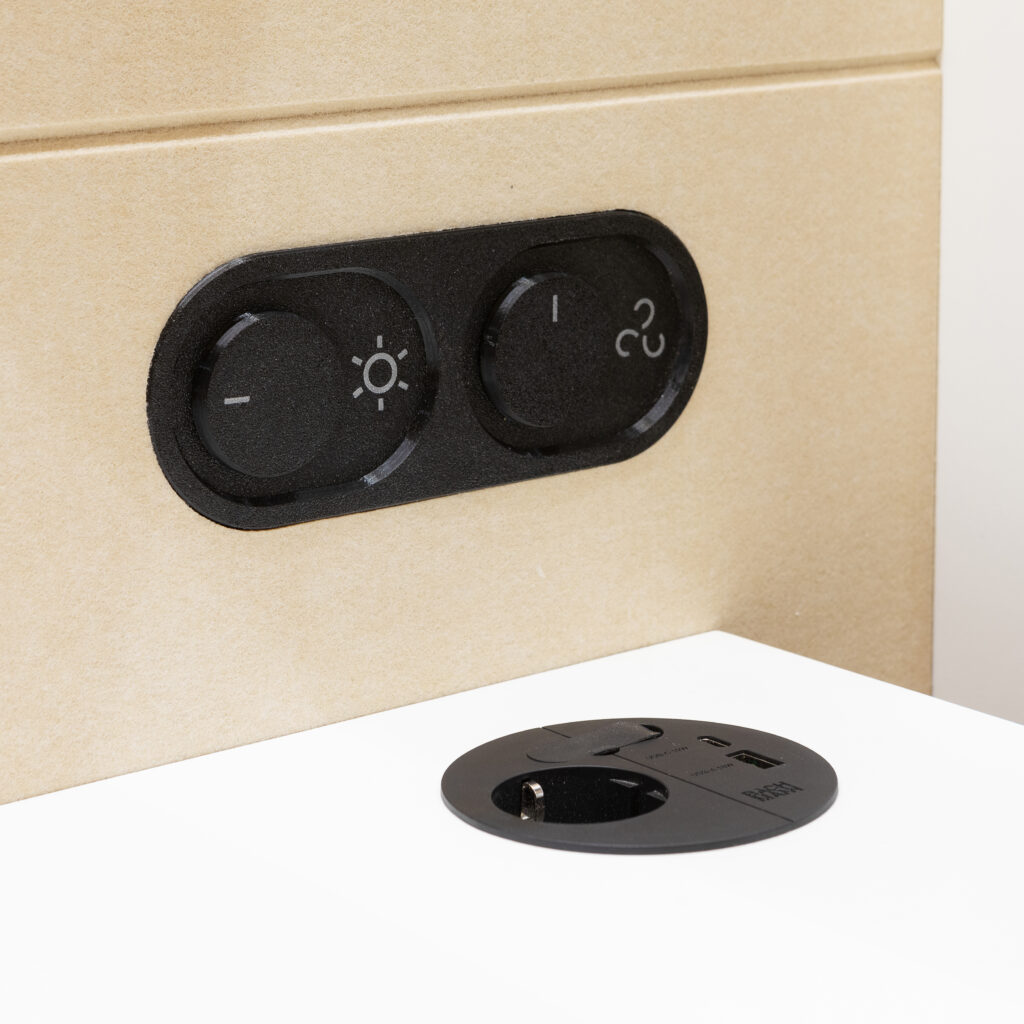 143_SFF25_Box17-Edit_Retouched_HighRes