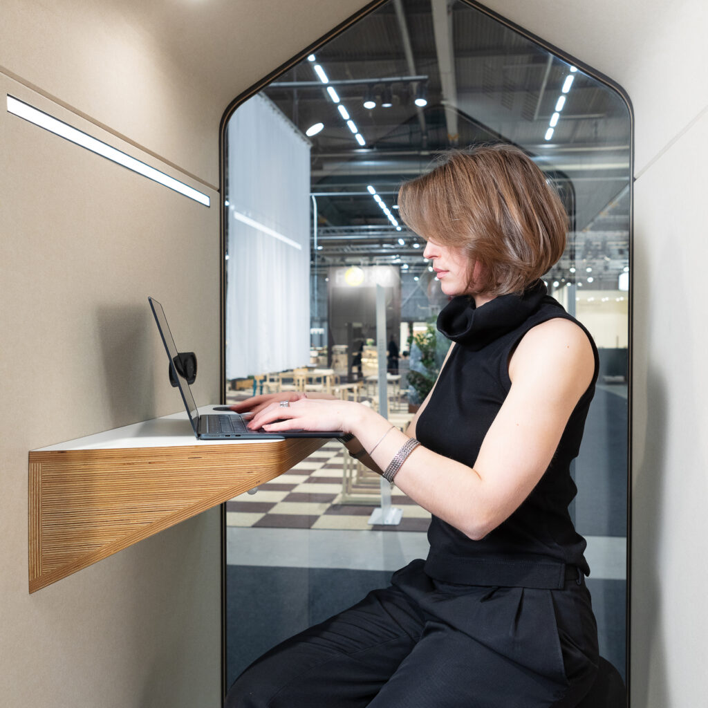 41_SFF25_Box17-Edit_Retouched_HighRes