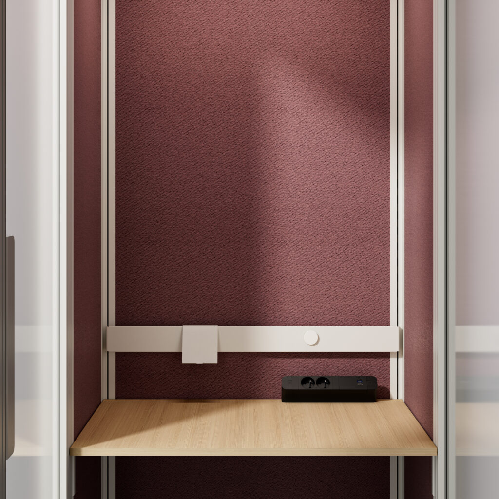 Jetson_M1_Moon_Inside_wood_Gabriel Chili 65111