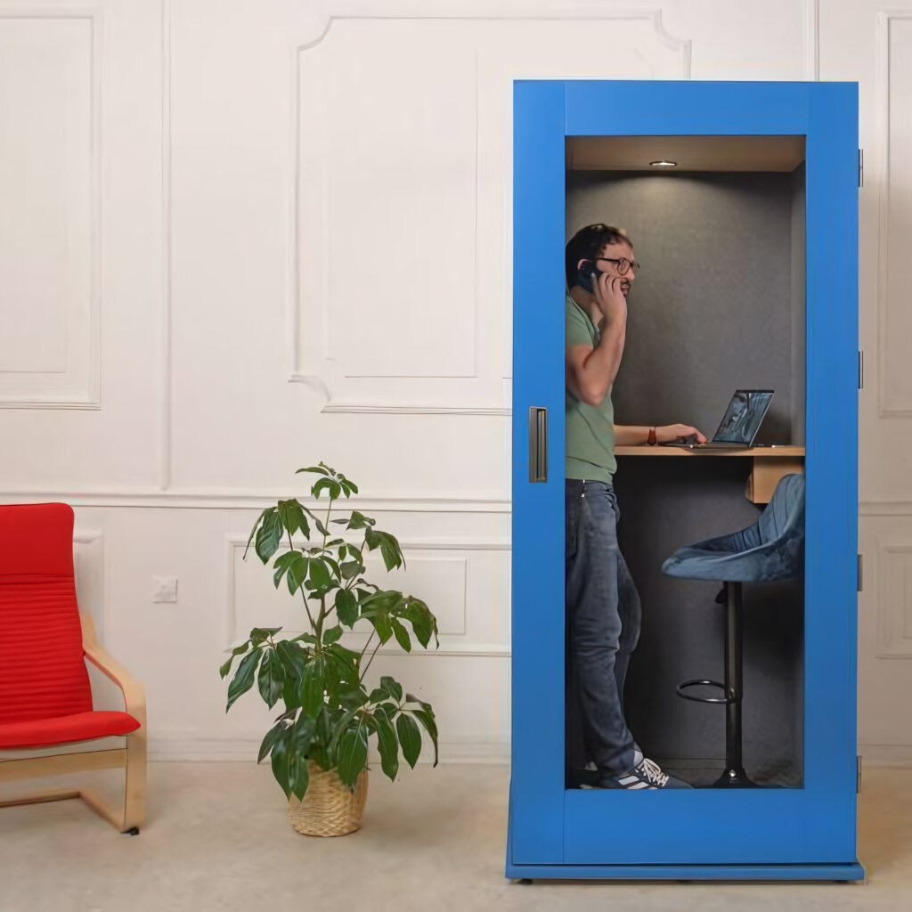 cabine-acoustique-solo-6757077_upscayl_4x_remacri-4x